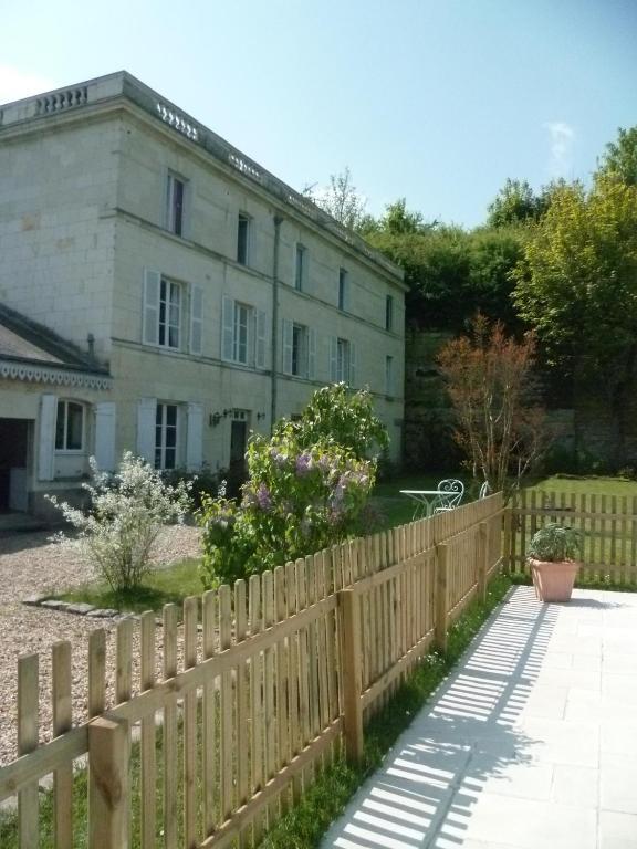 Chambre D' Hotes La Lucasserie Saumur Eksteriør billede